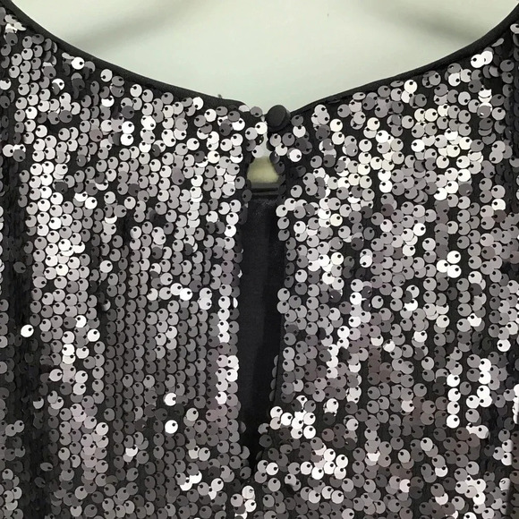 Aidan Maddox Woman’s Cold Shoulder Sequined Shift Dress Gunmetal Size 4 - Picture 5 of 10